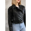 Kemerli Crop Deri Oversize Kadın Yeni Sezon Ceket