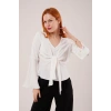 Ön Bağlamalı Volan Kol Beyaz Bluz