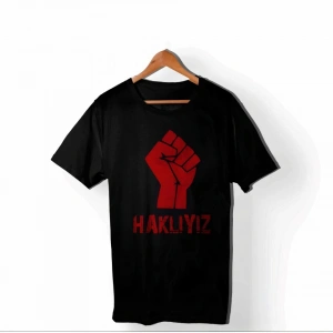 1 ayıs Emekçilerimiz İçin Özel Tasarım HAKIYIZ Baskılı Tshirt  iyah