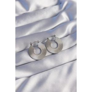 316L Çelik Gümüş Renk Oval Çizgili Plaka Küpe