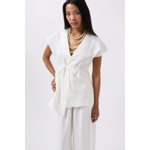 Bağcık Detay Yelek