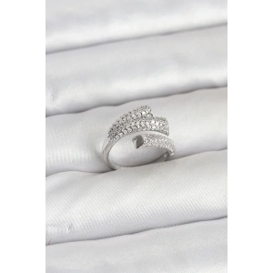 Gümüş Renk Zirkon Taşlı Pirinç Kadın Yüzük