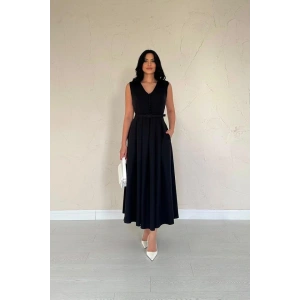 iyah Önü Britli Pileli Elbise