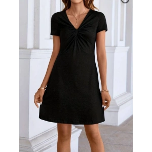 Kadın Kısa Kollu Yaka Detay Viskon Elbise