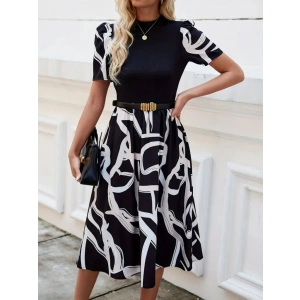 Kadın Kısa Kollu Yarı Balıkçı Yaka üst Viskon Alt Desenli Dokuma Midi Elbise