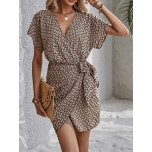 Kadın Kısa Yarasa Kollu önden Kruvaze Yaka Detaylı önden Bağlamalı Desenli Süprem Elbise