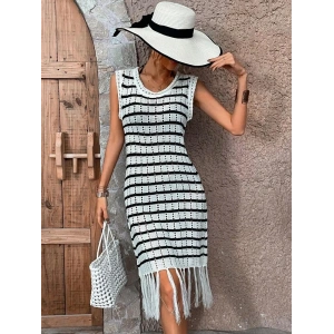 Kadın Kolsuz V Yaka Eteği Püsküllü çizgi Desen Triko Elbise