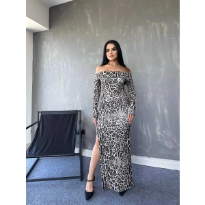 Kadın Madonna Yaka Dalgıç Kumaş Leopar Desen Maxi Boy Derin Yırtmaçlı Elbise