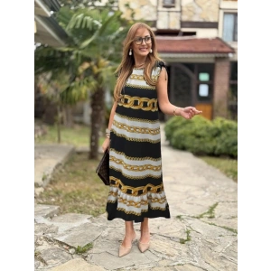 Kadın Omuzlardan Büzgülü Kayık Yaka Fırfırlı Janjan Krep Elbise