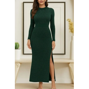 Kadın Uzun Kollu Bisiklet Yaka Taşlı Midi Kadife Elbise