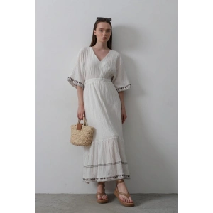 KolEtekNakışlıElbise  Beyaz