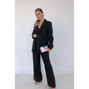 Siyah Çizgili Ceket  Yelek Ve Pantolon Takım