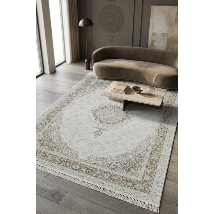 Deluxe Viskon Akrilik Halı – Şık Püskül Detaylı