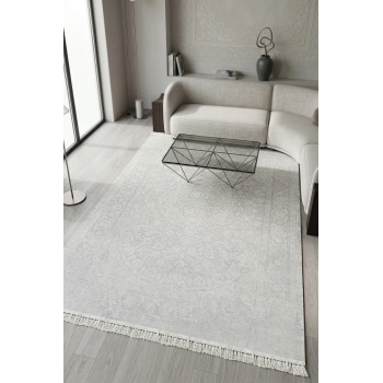 Deluxe Viskon Akrilik Halı – Şık Püskül Detaylı