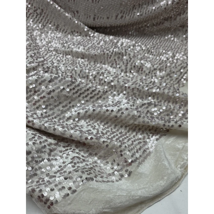 Ecru Kumaş Üzerine Ecru Pul Payet İthal Kadife