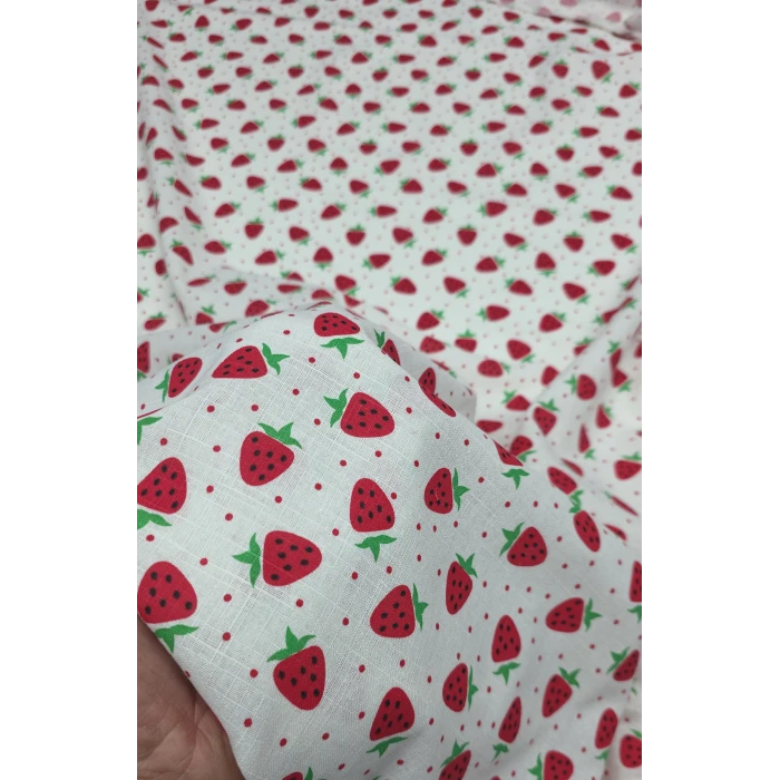 ÇİLEK DESENLİ Pamuk Ketenler