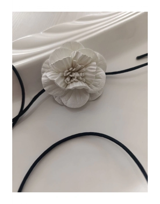 Vintage Bağcıklı Minimal Çiçek Choker Kolye İpli Çiçek Choker Kolye