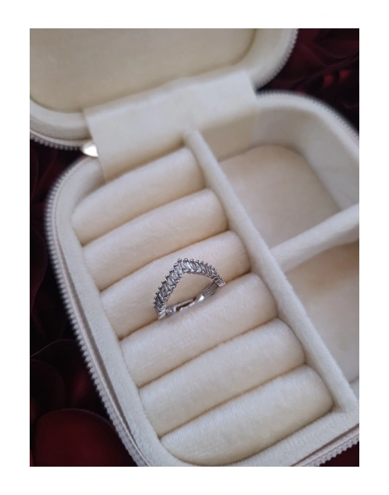 Baget Taşlı V Yüzük (Gümüş)