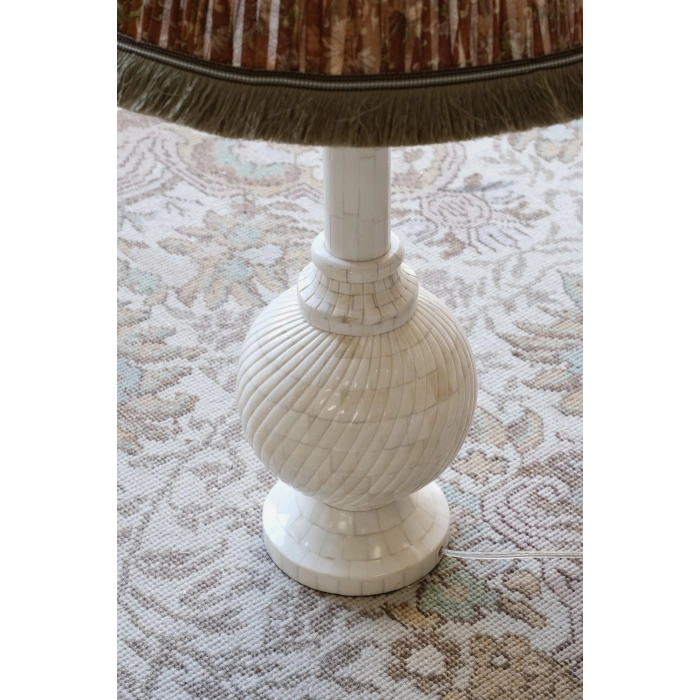 Beyazıt Kemik Kakma Abajur