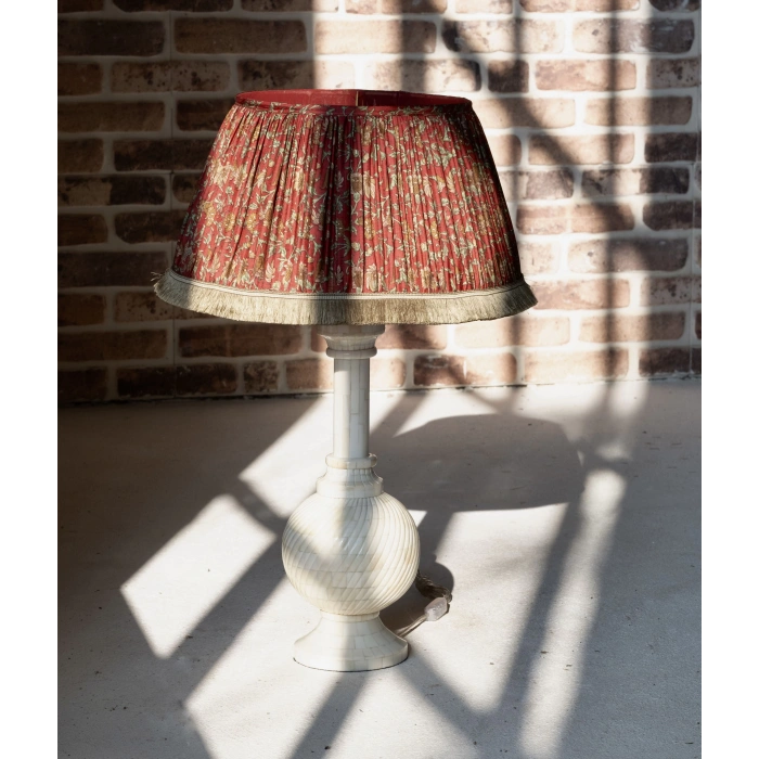 Beyazıt Kemik Kakma Abajur