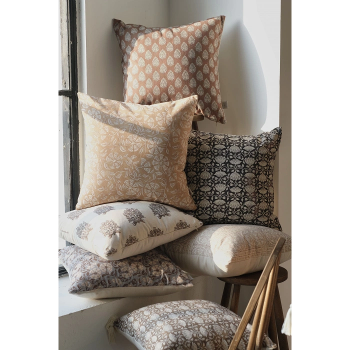 Naksh Keten Kırlent Kılıfı