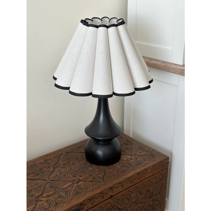 Zahi Abajur Lotus Başlık