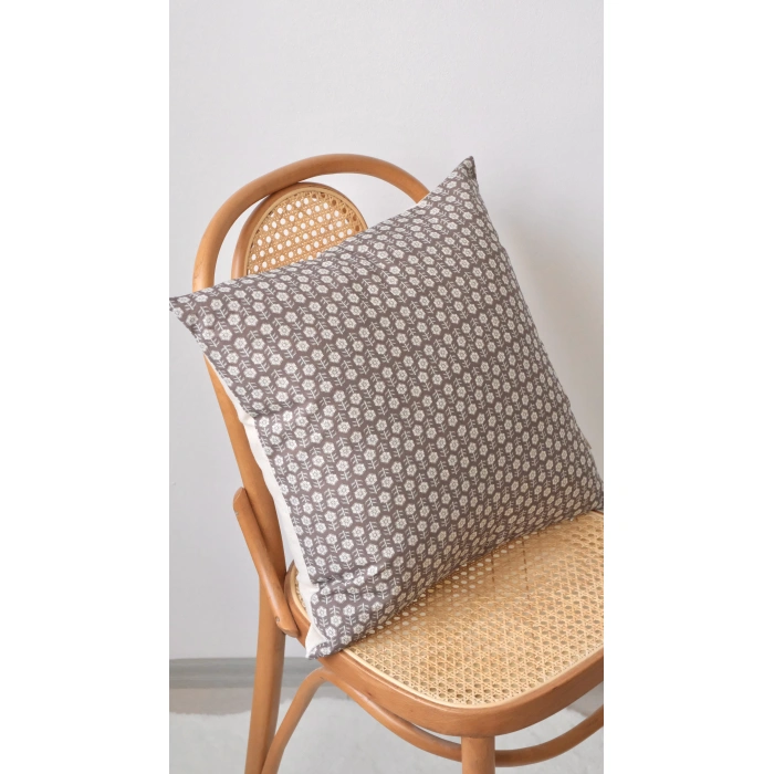 Acı Kahve Roozi Keten Kırlent Kılıfı