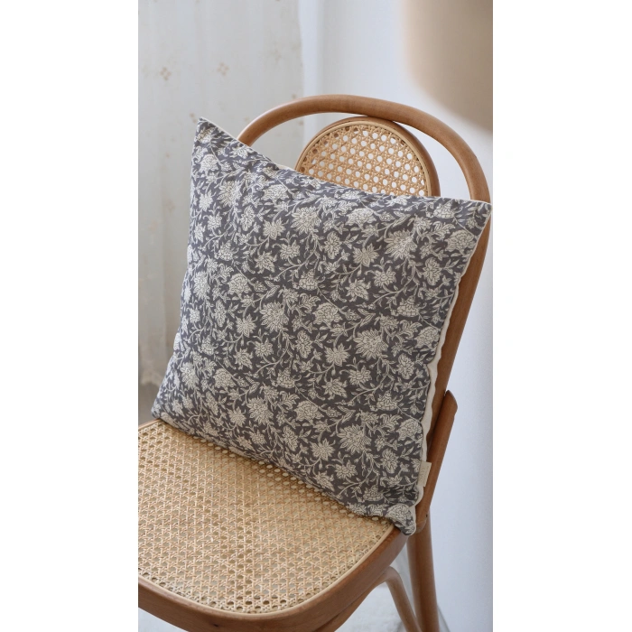 Gri Safia Keten Kırlent Kılıfı