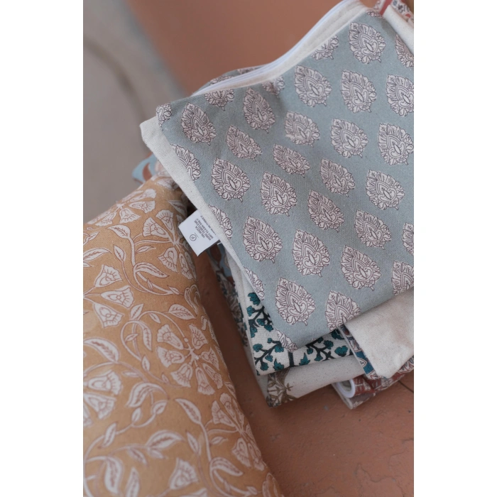 Mavi Tashni Keten Kırlent Kılıfı