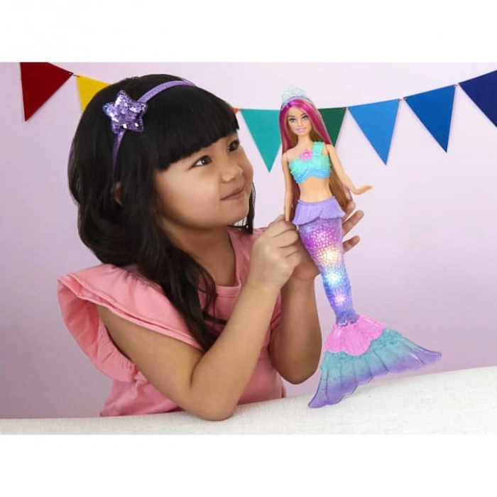 MATTEL BARBİE DREAMTOPIA IŞILTILI DENİZ KIZI HDJ36