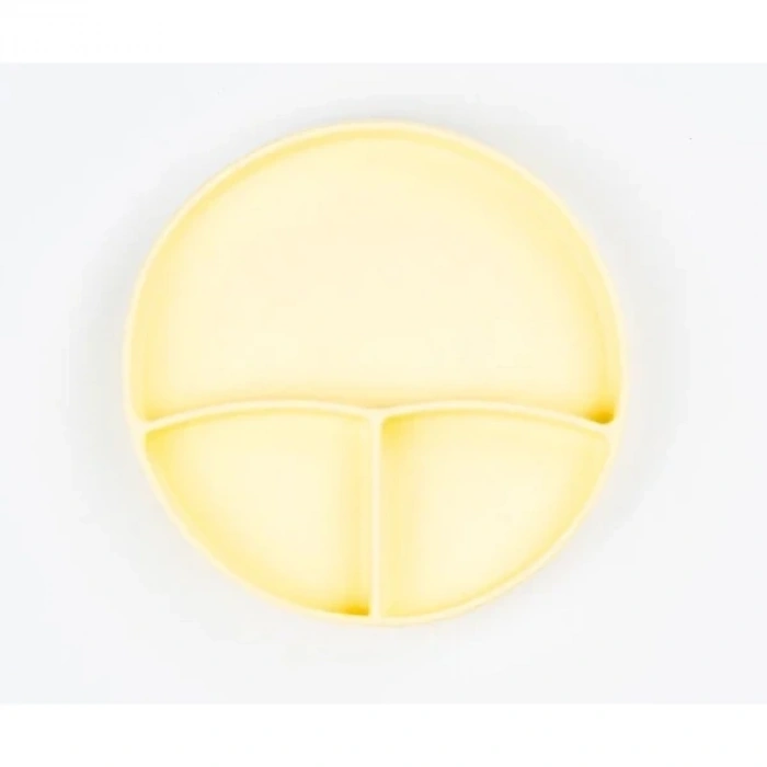 Sarı 3’lü Silikon Yemek Seti – Önlük + Diş Kaşıyıcılı Kaşık + Vakumlu Tabak