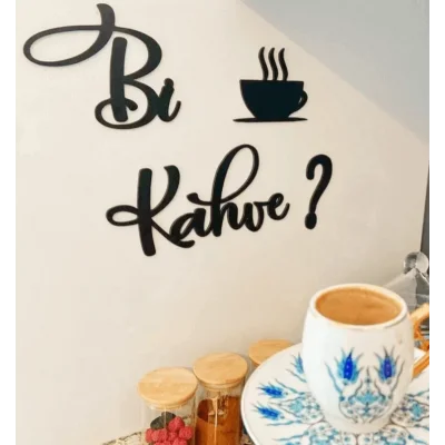 Dekoratif Bi Kahve Ahşap Mutfak Görseli