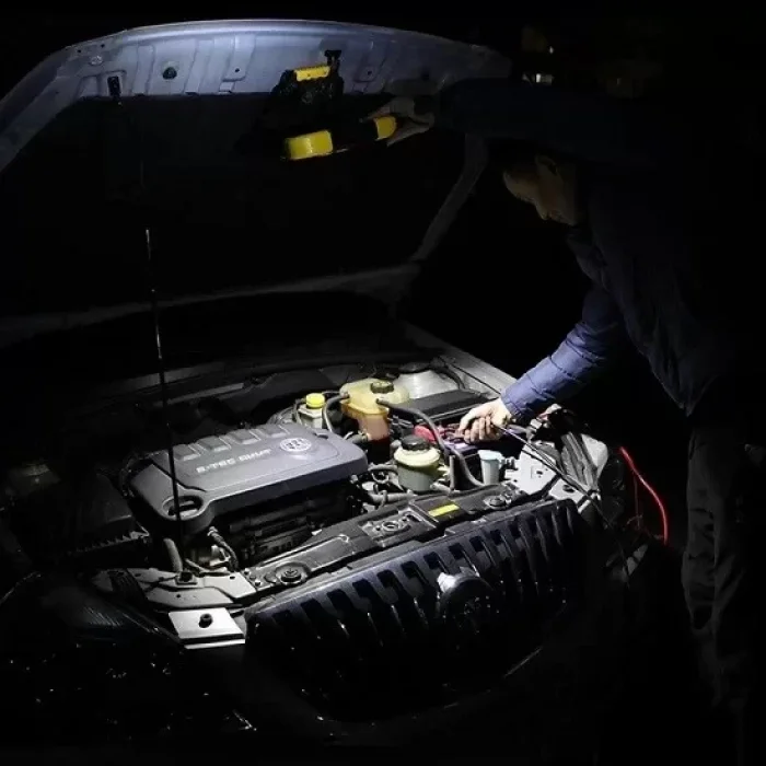 Solar Şarjlı Üçgen Led Reflektör İkaz Feneri