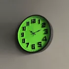 Renkli Düz Cam Duvar Saati Yeşil