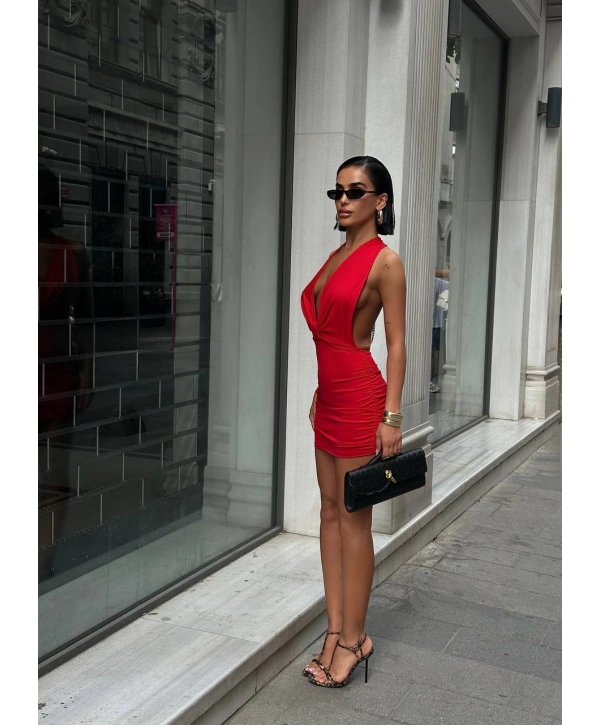 Moliva Sırt Zincir Detaylı  Göğüs Astarlı Büzgülü Mini Boy Elbise