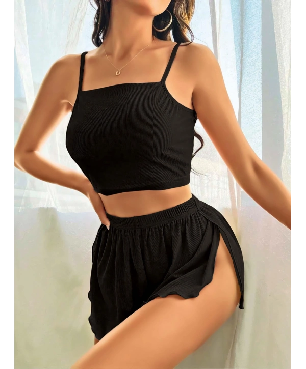 Kadın Siyah Yandan Yırtmaçlı Askılı Şortlu Pijama Takım 5041