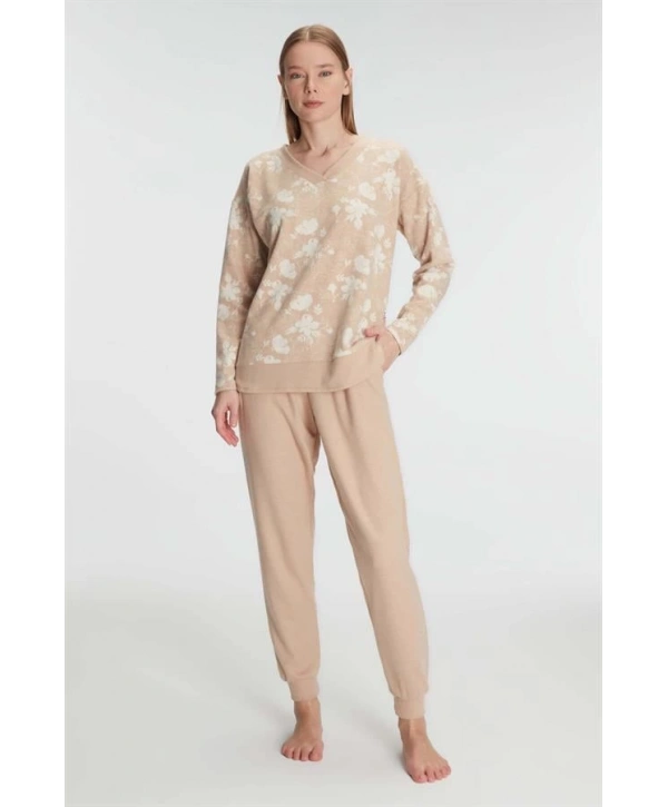 Anıl Jakarlı Uzun Kol V Yaka Pijama Takımı