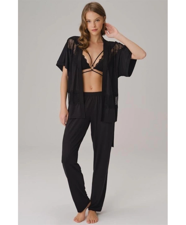 Morliva   İp Askılı V Yaka Düz Yazlık Uzun Dantel Detaylı Pijama Takımı Sabahlık