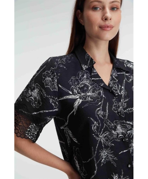 Morliva  Yarım Kollu V Yaka Kadın Viskon Çiçek Desenli Yazlık Dokuma Dantel Detaylı Pijama Takımı