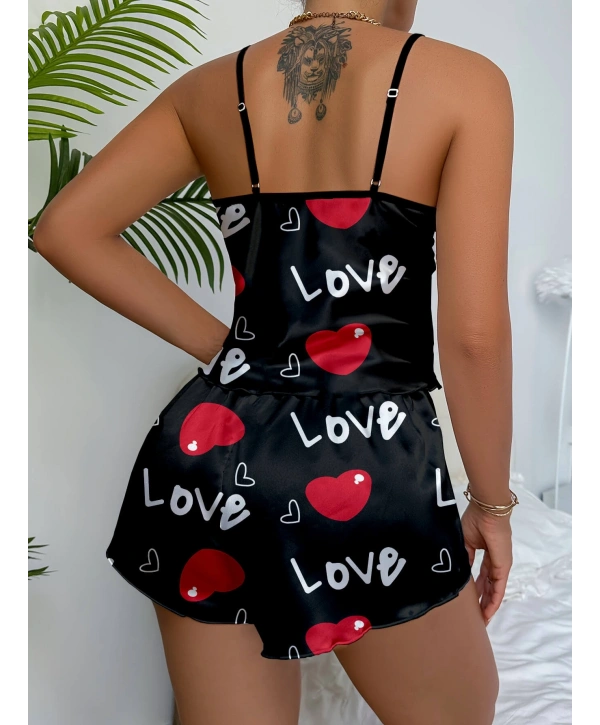 Aşk Temalı Kalp Desenli Siyah Saten Şortlu Gecelik Takım