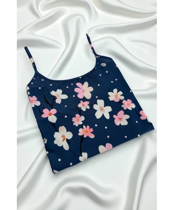 Çiçek Desenli Mavi Askılı Gecelik