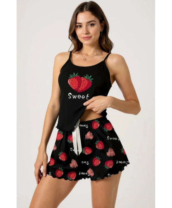 Çilek Baskılı Siyah Askılı Şortlu Pijama Takımı