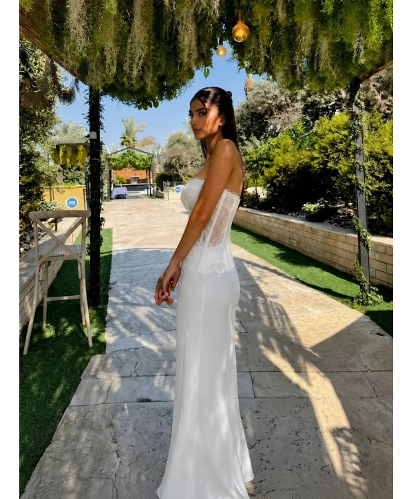 GOWN DANTEL BÜSTİYER & SATEN ETEK TAKIM BEYAZ