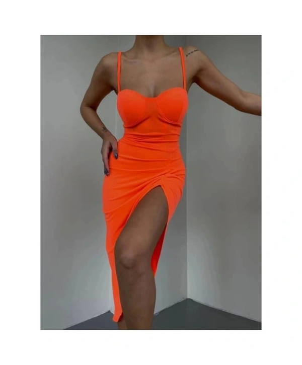 İP ASKILI GLOPLU & YIRTMAÇLI TURUNCU MİDİ ELBİSE