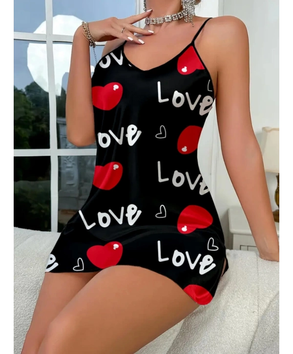 Love Desenli Siyah Saten Gecelik