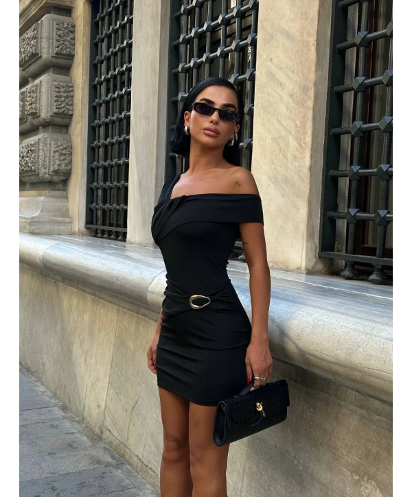  Morliva Aksesuar Detaylı Mini Boy Elbise