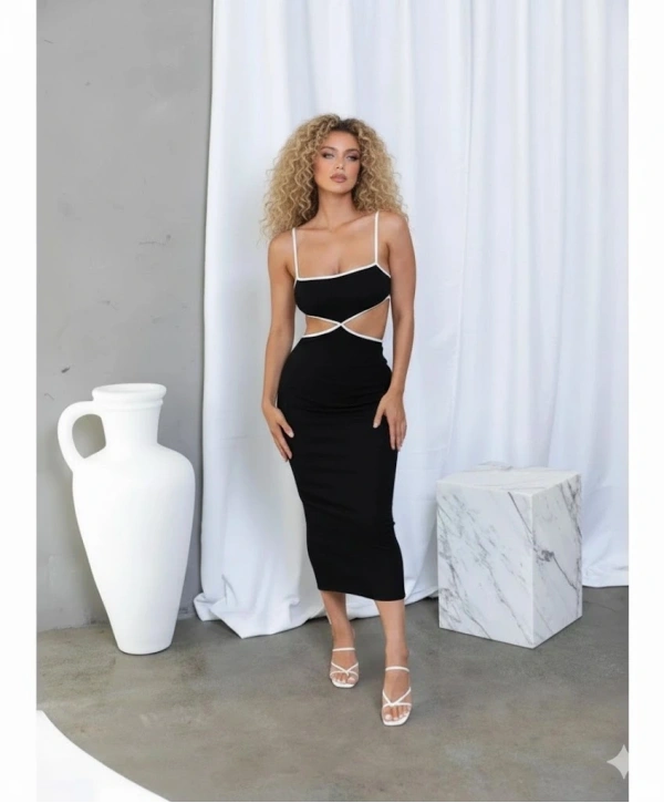 Morliva Uzun Sırt Dekolteli Elbise