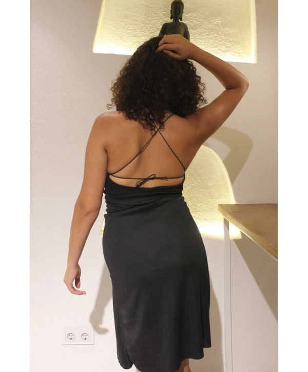 Yırtmaçlı Siyah Elbise