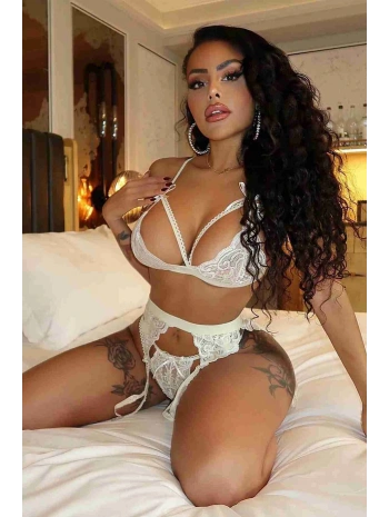 Dantel Jartiyerli Sütyen Külot Takım İç giyim Beyaz