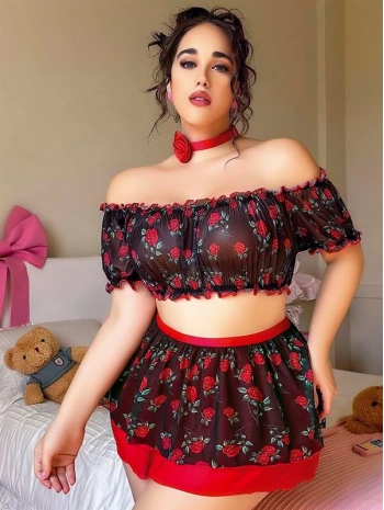 Morliva  Büyük Beden Siyah Üstüne Gül Desenli Fantezi Etekli Büstiyer Takımı